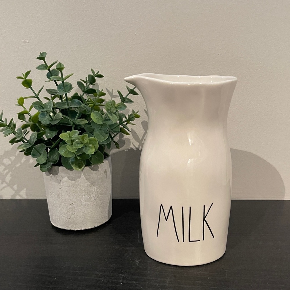 RAE DUNN MILK